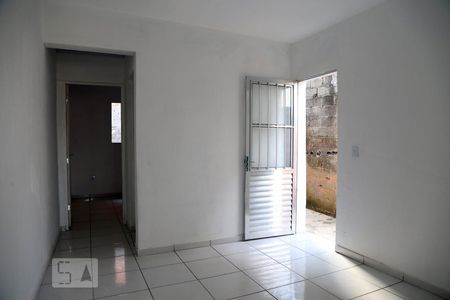 Sala 1 de casa à venda com 3 quartos, 120m² em Parque Pinheiros, Taboão da Serra