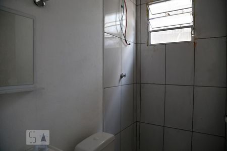 Banheiro de casa à venda com 3 quartos, 120m² em Parque Pinheiros, Taboão da Serra