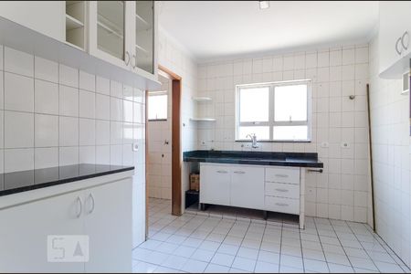 Apartamento para alugar com 65m², 2 quartos e 1 vagaCozinha