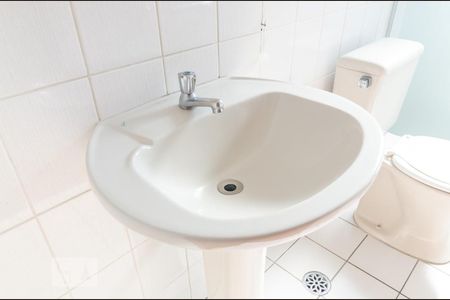 Apartamento para alugar com 65m², 2 quartos e 1 vagaBanheiro Social