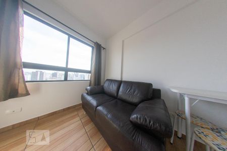 Sala de kitnet/studio para alugar com 1 quarto, 30m² em Centro, Curitiba