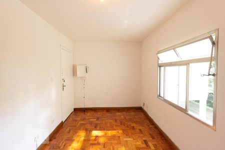 Sala de apartamento para alugar com 3 quartos, 68m² em Pinheiros, São Paulo