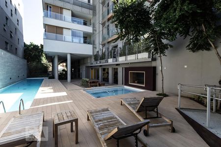 Apartamento para alugar com 52m², 1 quarto e 2 vagasPiscina