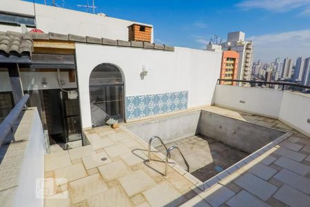 Apartamento à venda com 210m², 4 quartos e 2 vagasPiscina