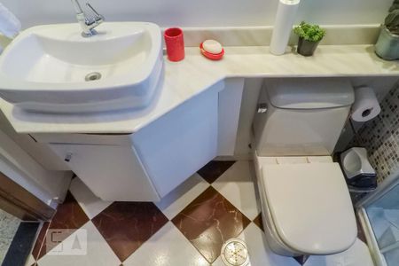 Apartamento à venda com 210m², 4 quartos e 2 vagasBanheiro