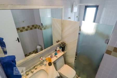 Apartamento à venda com 210m², 4 quartos e 2 vagasQuarto 1 -  suite piso inferior