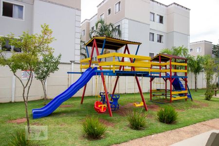 Apartamento para alugar com 52m², 2 quartos e 1 vaga Apartamento para alugar com 52m², 2 quartos e 1 vagaÁrea Comum - Playground