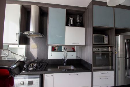 Apartamento para alugar com 52m², 2 quartos e 1 vagaCozinha - Armários