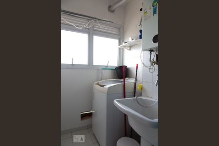 Apartamento à venda com 54m², 2 quartos e 1 vaga Apartamento à venda com 54m², 2 quartos e 1 vagaÁrea de serviço