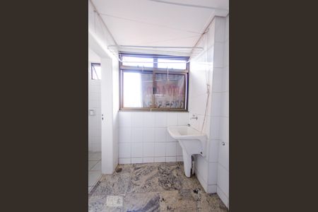 Apartamento à venda com 150m², 4 quartos e 3 vagas Apartamento à venda com 150m², 4 quartos e 3 vagasÁrea de Serviço
