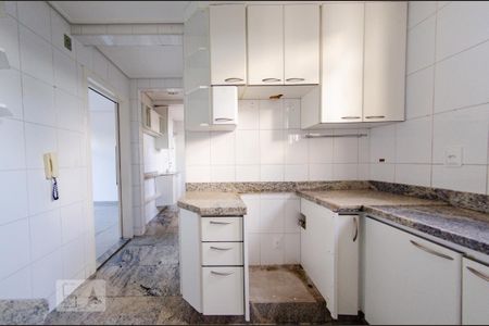 Apartamento à venda com 150m², 4 quartos e 3 vagas Apartamento à venda com 150m², 4 quartos e 3 vagasCozinha
