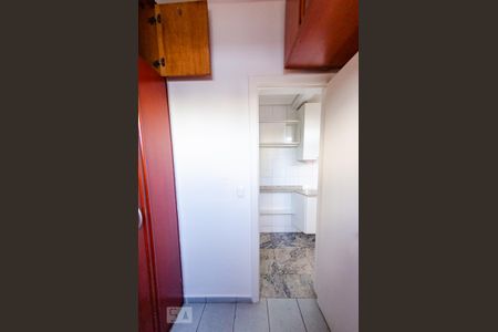 Apartamento à venda com 150m², 4 quartos e 3 vagas Apartamento à venda com 150m², 4 quartos e 3 vagasQuarto de Serviço