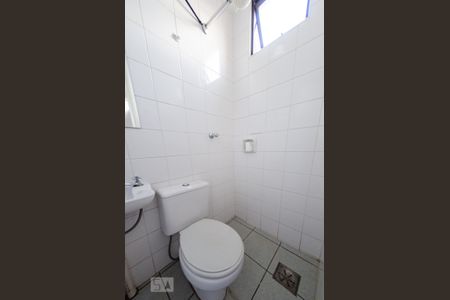 Apartamento à venda com 150m², 4 quartos e 3 vagas Apartamento à venda com 150m², 4 quartos e 3 vagasBanheiro de Serviço