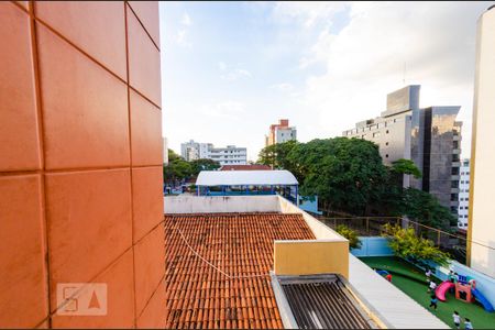Apartamento à venda com 150m², 4 quartos e 3 vagas Apartamento à venda com 150m², 4 quartos e 3 vagasÁrea de Serviço - Vista