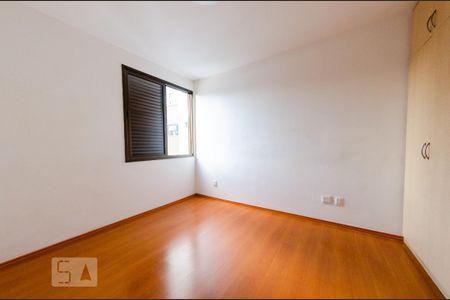 Apartamento à venda com 150m², 4 quartos e 3 vagas Apartamento à venda com 150m², 4 quartos e 3 vagasSuíte 2