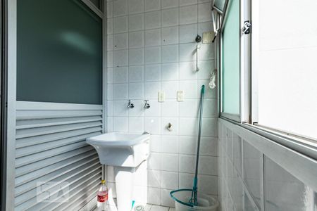 Apartamento à venda com 74m², 2 quartos e 1 vagaÁrea de serviço