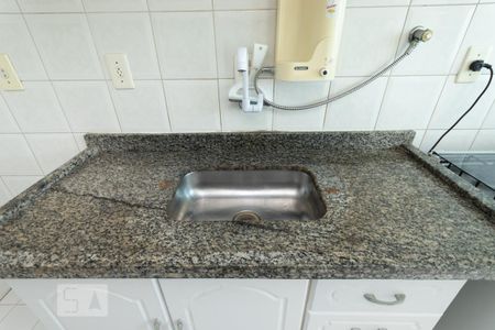 Apartamento à venda com 74m², 2 quartos e 1 vagaCozinha