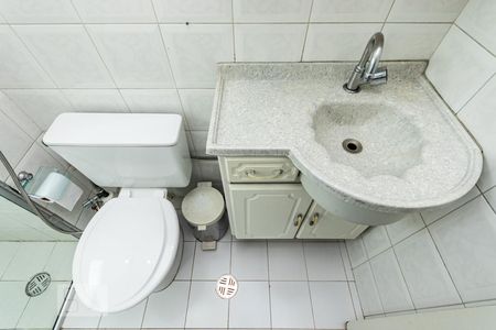 Apartamento à venda com 74m², 2 quartos e 1 vagaBanheiro 