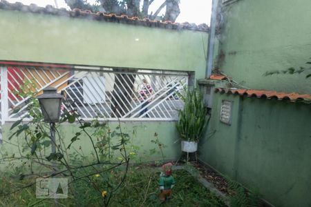 Casa à venda com 300m², 2 quartos e 2 vagasSala de Estar - vista