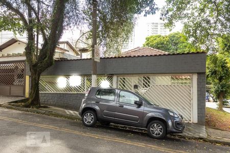 Casa à venda com 300m², 2 quartos e 2 vagasFachada