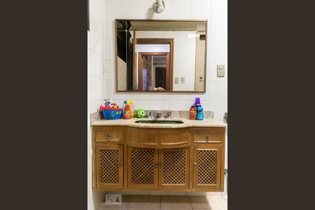 Apartamento para alugar com 380m², 4 quartos e 4 vagasBanheiro