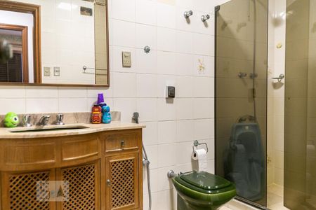 Apartamento para alugar com 380m², 4 quartos e 4 vagasBanheiro