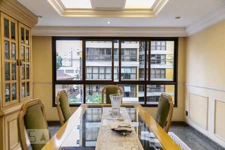 Apartamento para alugar com 380m², 4 quartos e 4 vagasSala