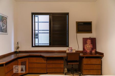 Apartamento para alugar com 380m², 4 quartos e 4 vagasQuarto