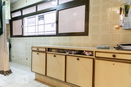 Apartamento para alugar com 380m², 4 quartos e 4 vagasLavanderia