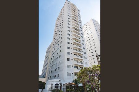 Apartamento à venda com 65m², 3 quartos e 1 vagaFachada