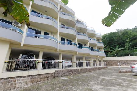 Apartamento para alugar com 50m², 2 quartos e 1 vagaFachada do bloco