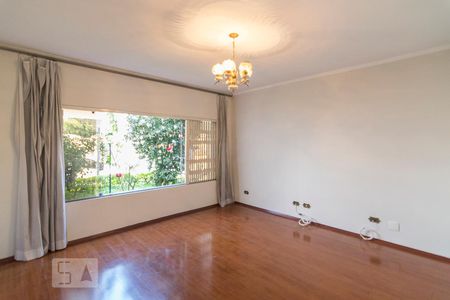 Sala de casa para alugar com 3 quartos, 220m² em Vila Bastos, Santo André