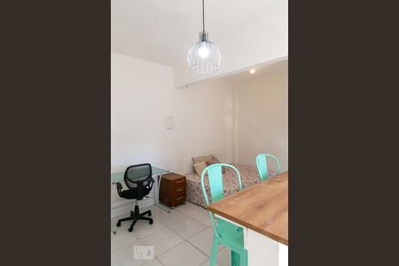 Studio para alugar com 20m², 1 quarto e sem vaga Studio para alugar com 20m², 1 quarto e sem vagaStudio