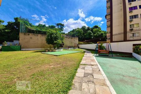 Apartamento à venda com 78m², 3 quartos e 1 vagaÁrea Comum - Playground