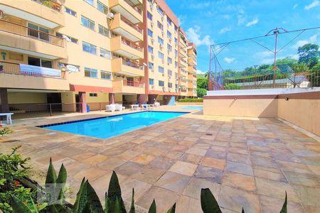Apartamento à venda com 78m², 3 quartos e 1 vagaÁrea comum - Piscina