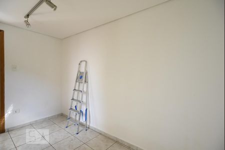Casa à venda com 180m², 4 quartos e 2 vagasQuarto de Serviço
