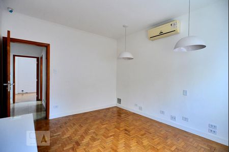 Casa à venda com 180m², 4 quartos e 2 vagasQuarto 3