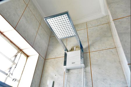 Casa à venda com 180m², 4 quartos e 2 vagasChuveiro