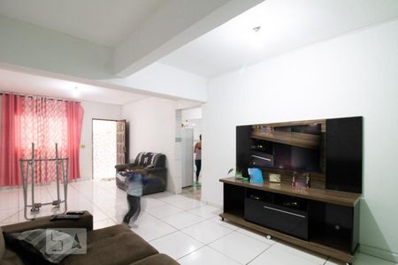 Casa à venda com 250m², 6 quartos e 2 vagasSala