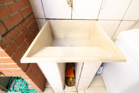 Casa à venda com 250m², 6 quartos e 2 vagasDetalhe Área de Serviço