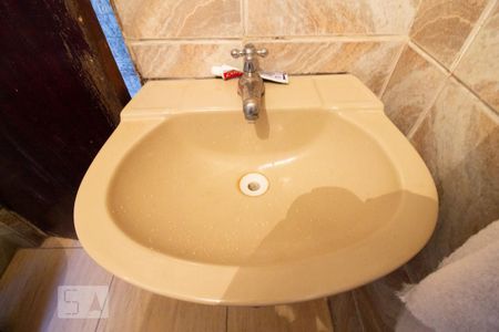 Casa à venda com 250m², 6 quartos e 2 vagasDetalhe banheiro