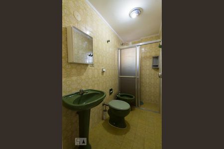 Banheiro  de apartamento à venda com 1 quarto, 35m² em Cambuci, São Paulo
