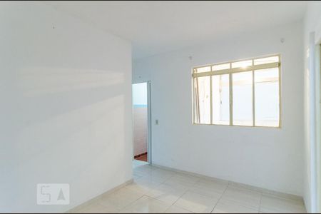 Sala de kitnet/studio para alugar com 2 quartos, 60m² em Vila Guarani (z Sul), São Paulo