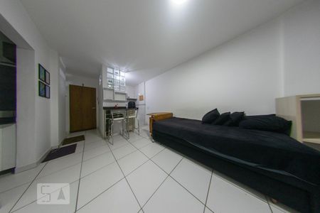Sala de apartamento para alugar com 1 quarto, 30m² em Rebouças, Curitiba