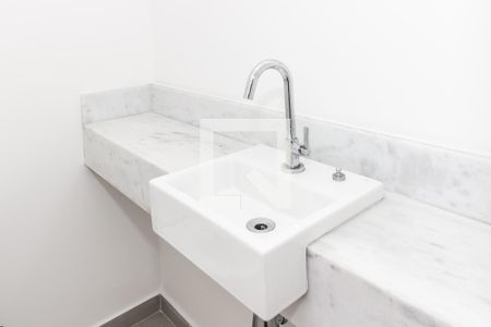 Lavabo de apartamento à venda com 2 quartos, 107m² em Vila Romana, São Paulo