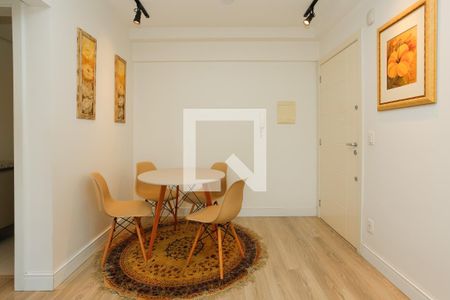 Sala de apartamento para alugar com 1 quarto, 53m² em Petrópolis, Porto Alegre