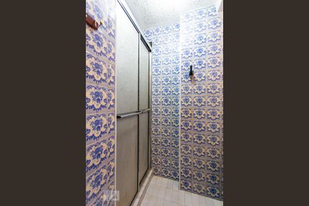 Apartamento à venda com 64m², 2 quartos e sem vagaBanheiro