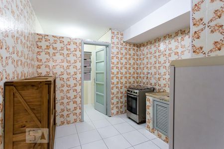 Apartamento à venda com 64m², 2 quartos e sem vagaCozinha