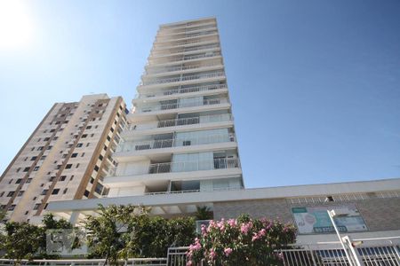 Apartamento à venda com 67m², 2 quartos e 1 vagaFachada
