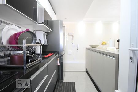 Apartamento à venda com 67m², 2 quartos e 1 vagaCozinha